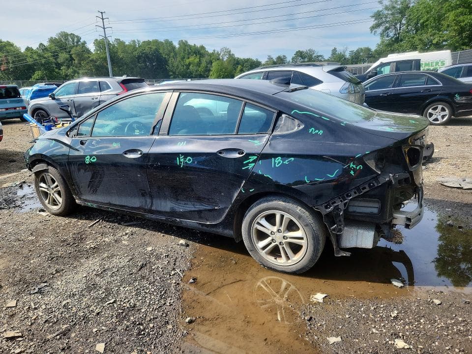 2018 CHEVROLET CRUZE LT 2