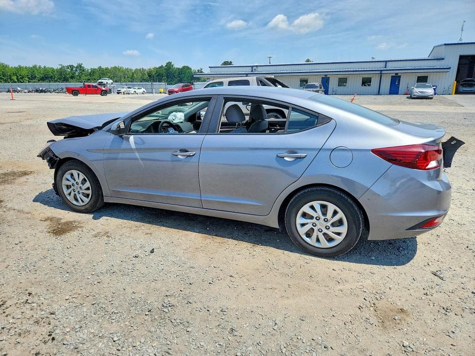 2019 HYUNDAI ELANTRA SE 2
