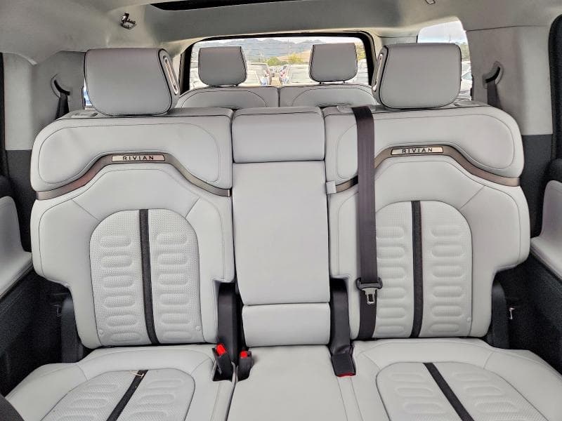 2023 RIVIAN R1S LAUNCH EDITION 10