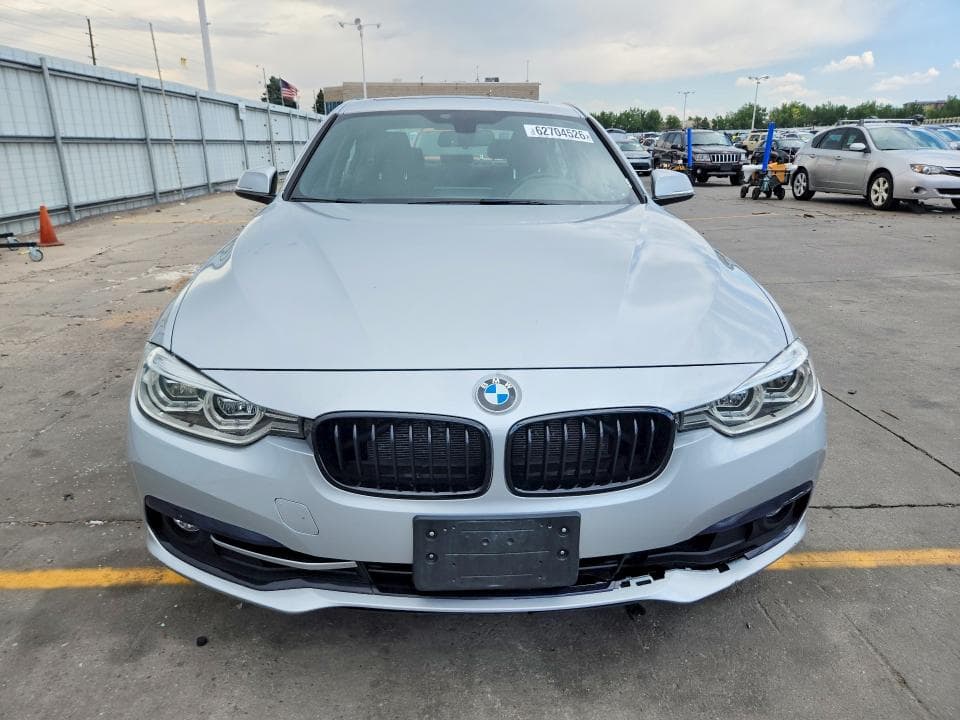 2018 BMW 330 XI 5