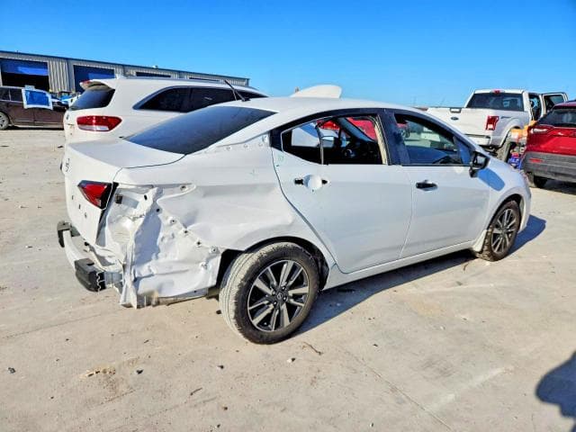 2024 NISSAN VERSA S 3
