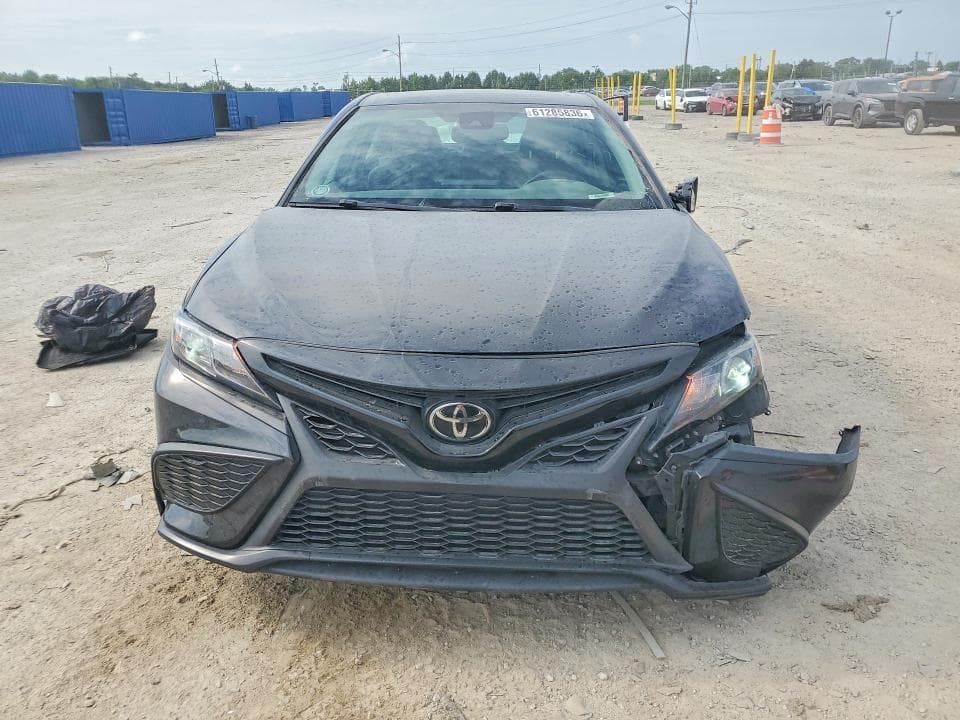 2021 TOYOTA CAMRY SE 5