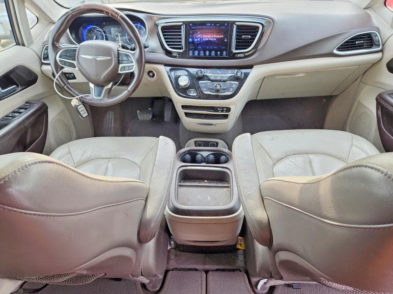 2017 CHRYSLER PACIFICA TOURING L 8