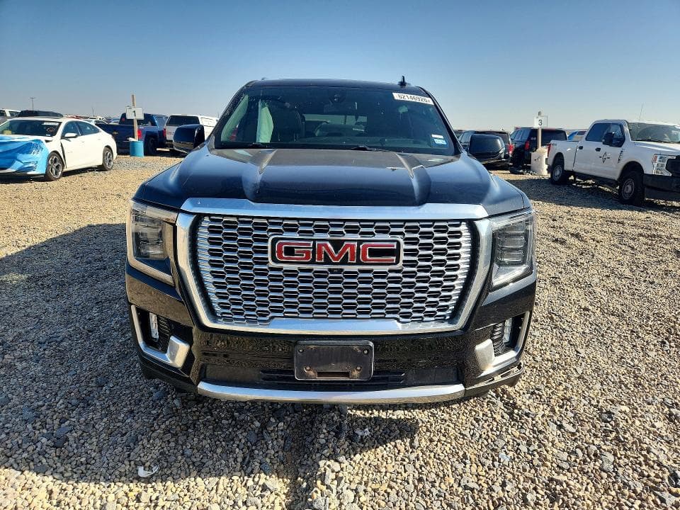 2021 GMC YUKON DENALI 5