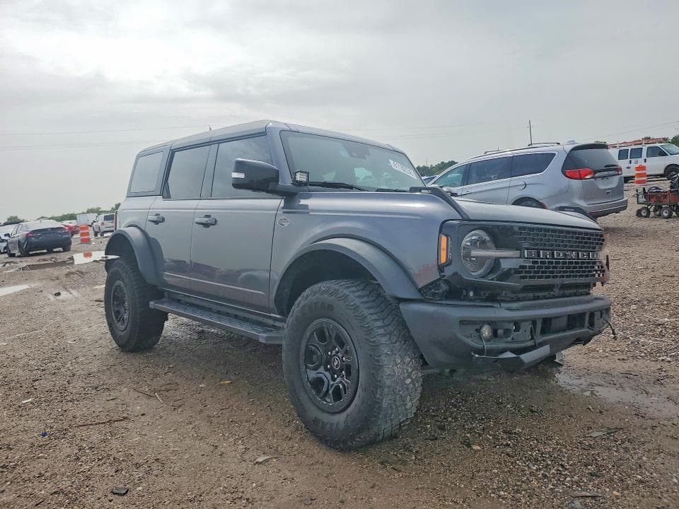 2021 FORD BRONCO 4