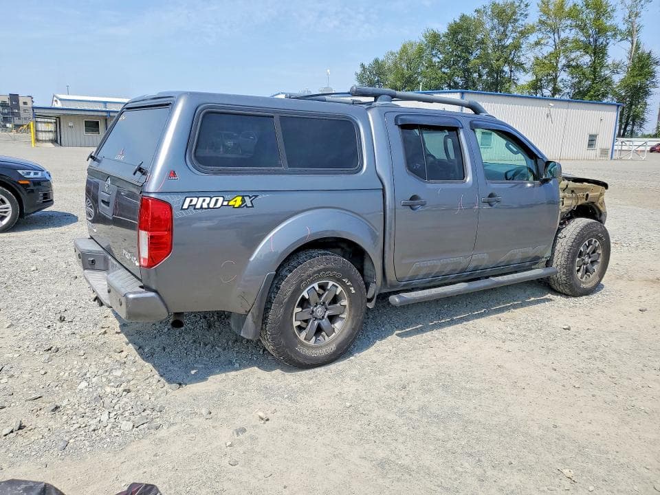 2018 NISSAN FRONTIER PRO-4X 3