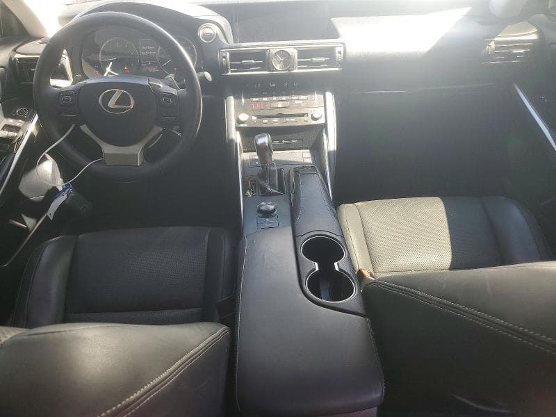 2017 LEXUS IS 200T 8