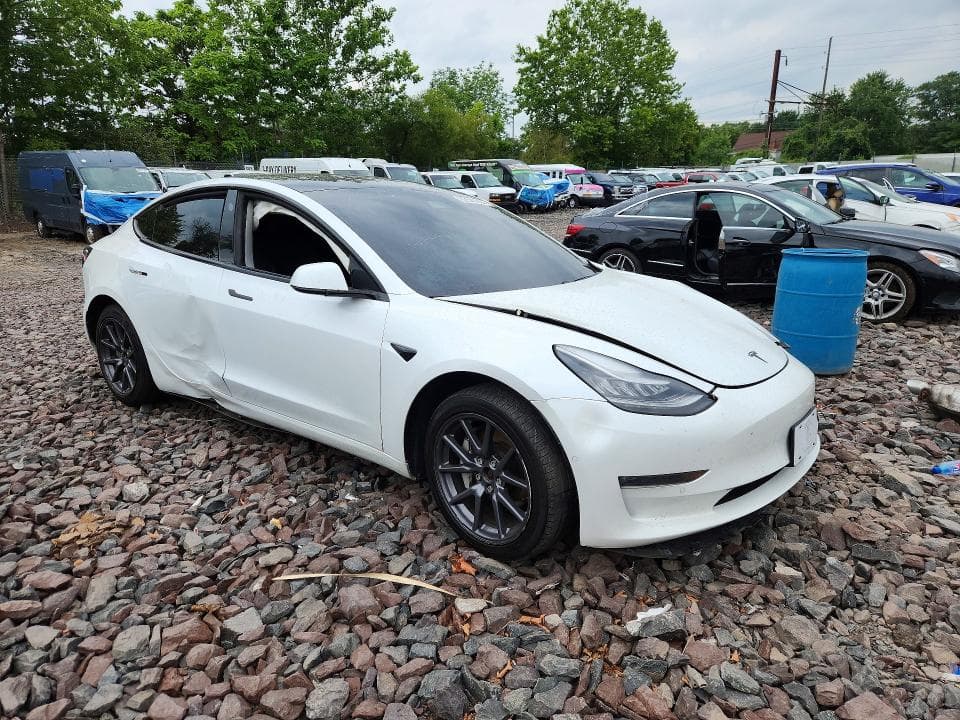 2020 TESLA MODEL 3 4