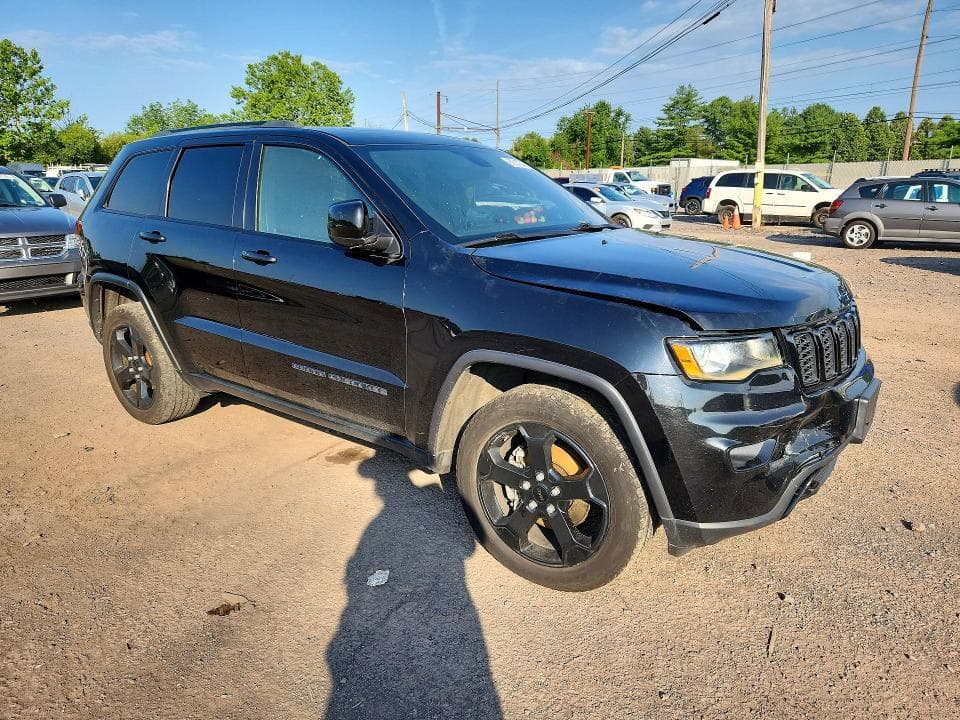 2019 JEEP GRAND CHEROKEE LAREDO 4