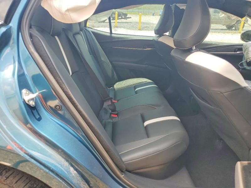 2026 TOYOTA CAMRY SE 10