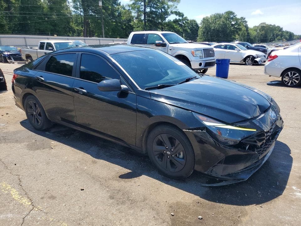 2021 HYUNDAI ELANTRA SEL 4