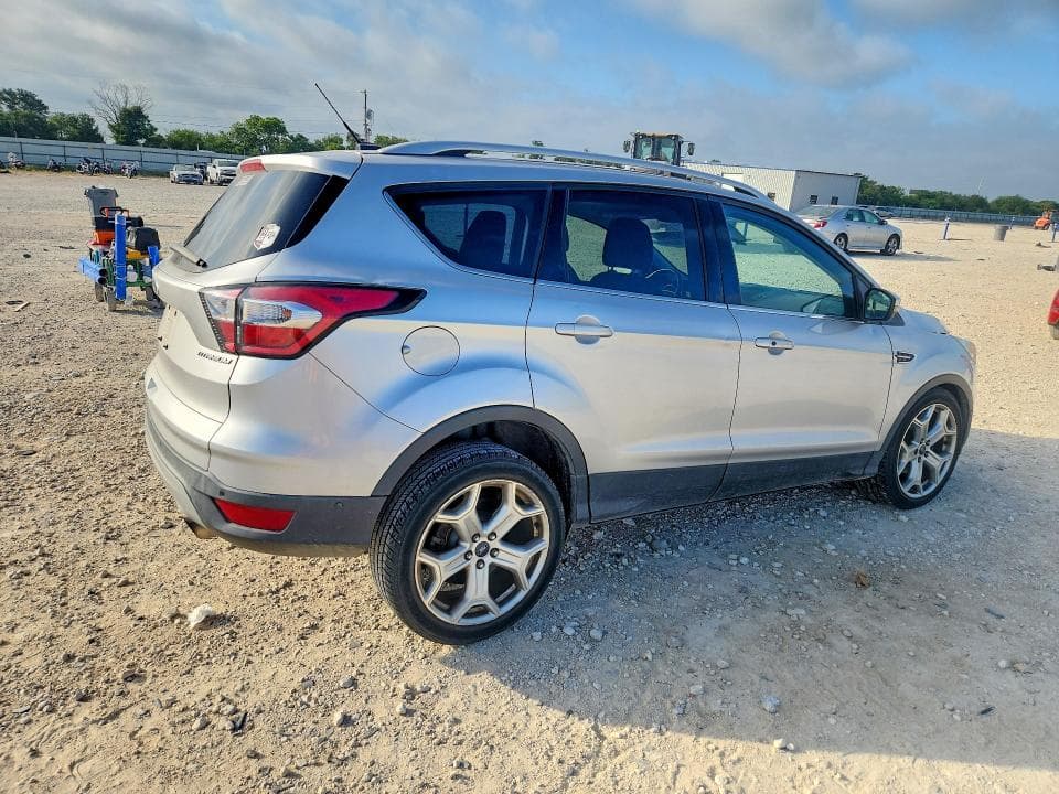 2017 FORD ESCAPE TITANIUM 3