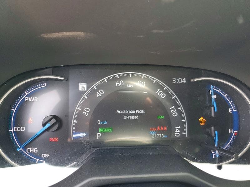 2021 TOYOTA RAV4 XSE 9