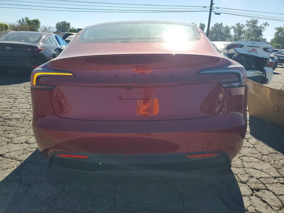 2026 TESLA MODEL 3 6