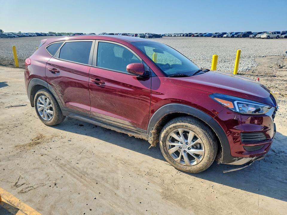 2020 HYUNDAI TUCSON SE 4