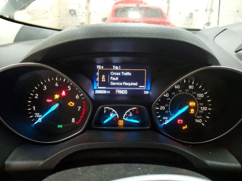 2017 FORD ESCAPE SE 9