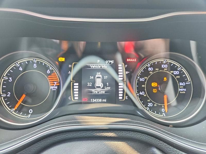 2019 JEEP CHEROKEE LATITUDE PLUS 9