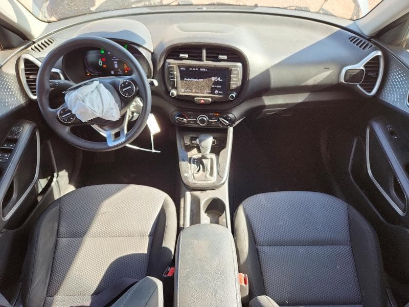 2023 KIA SOUL LX 8
