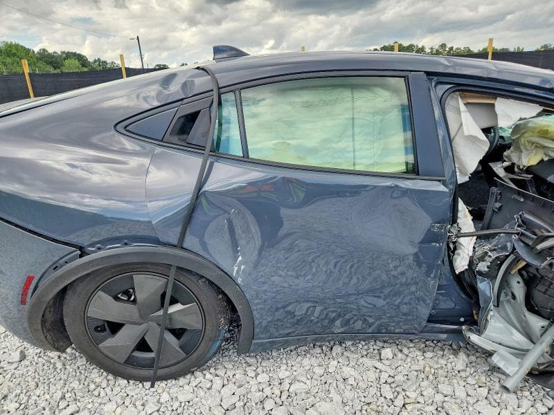 2025 TOYOTA PRIUS LE 10