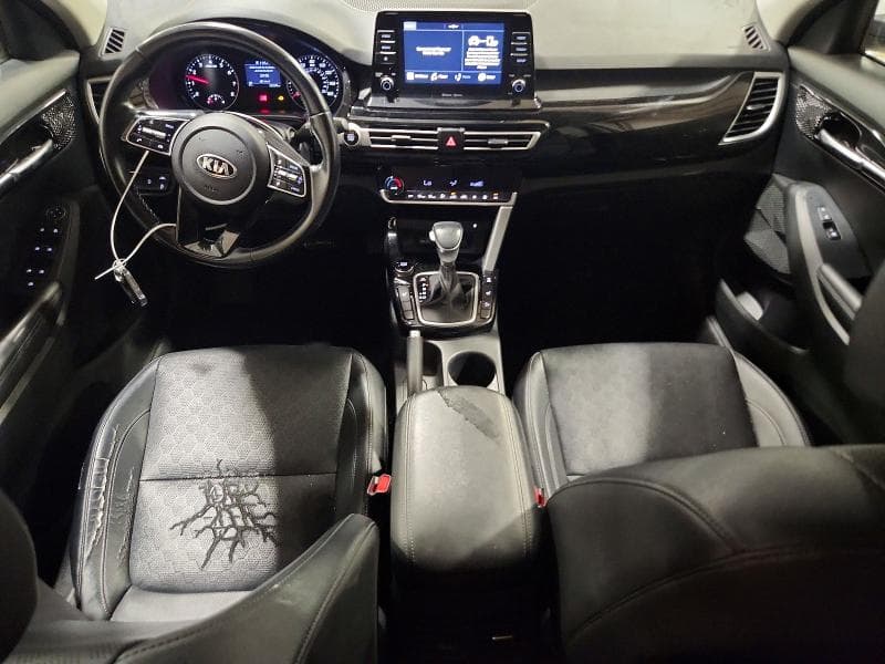 2021 KIA SELTOS EX 8