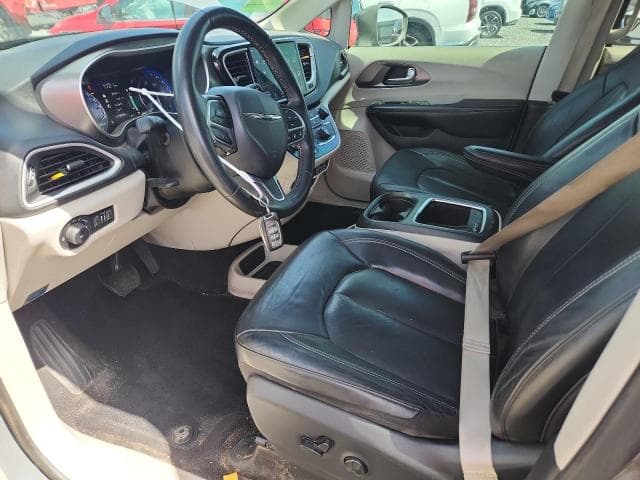2022 CHRYSLER PACIFICA TOURING L 7