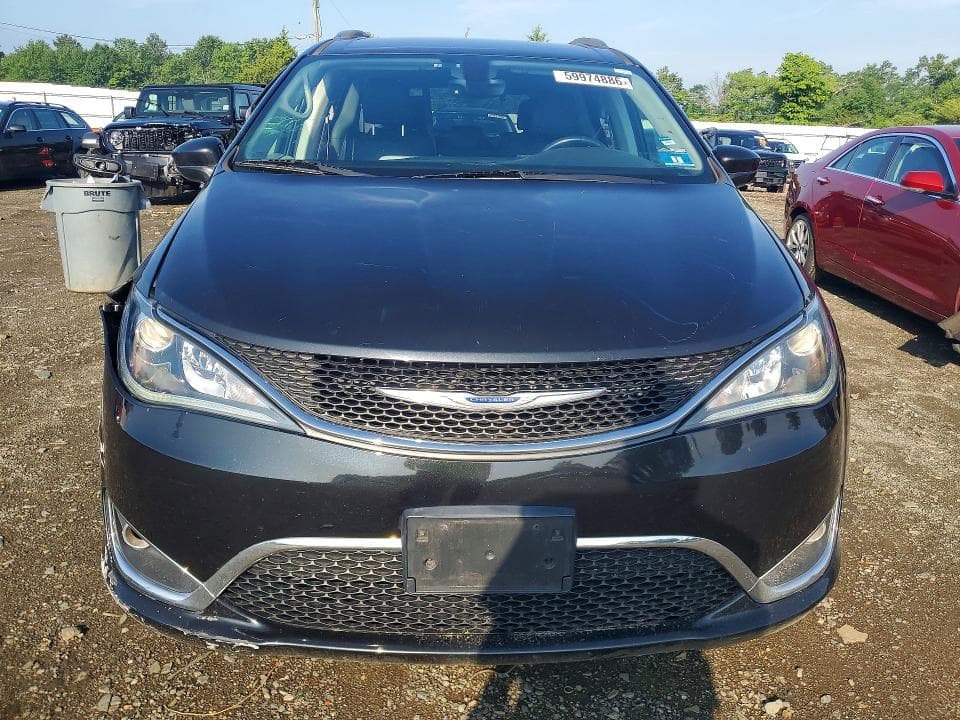 2019 CHRYSLER PACIFICA TOURING L 5