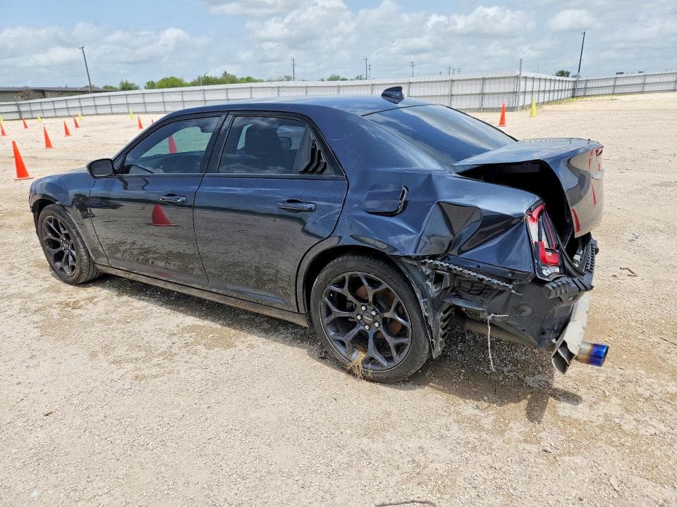 2019 CHRYSLER 300 TOURING 2