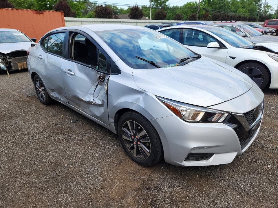 2021 NISSAN VERSA SV 4