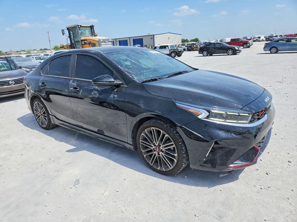 2022 KIA FORTE GT 4
