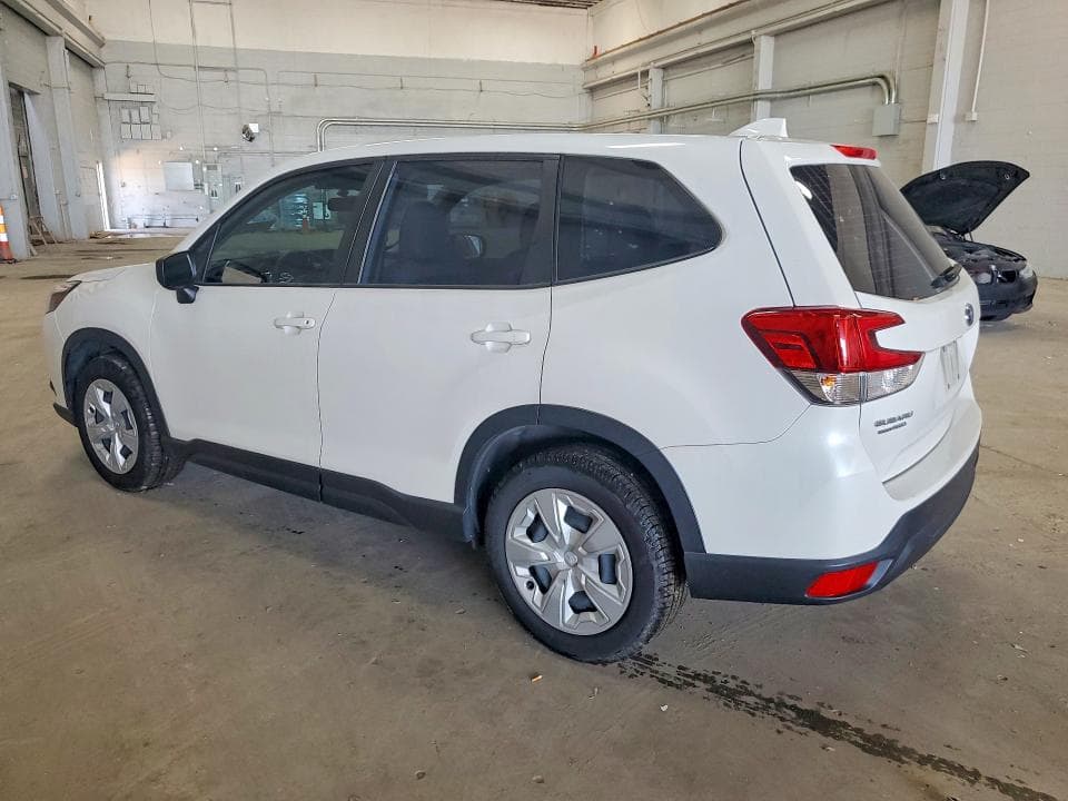 2023 SUBARU FORESTER 2