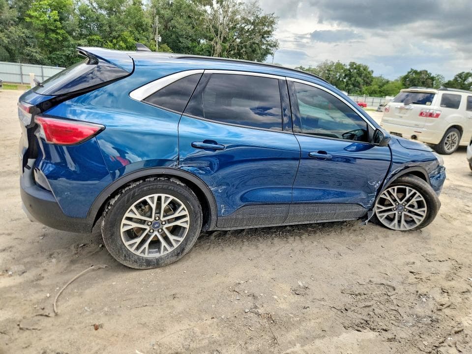 2020 FORD ESCAPE SEL 3