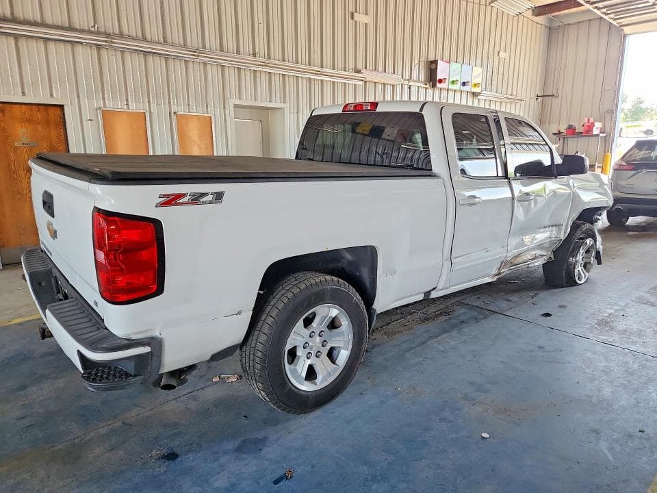 2017 CHEVROLET SILVERADO K1500 LT 3