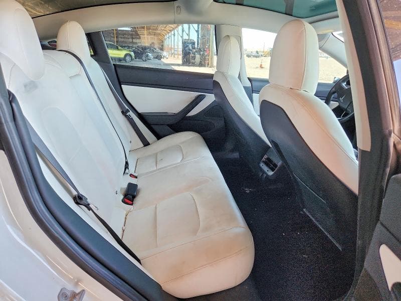 2018 TESLA MODEL 3 10