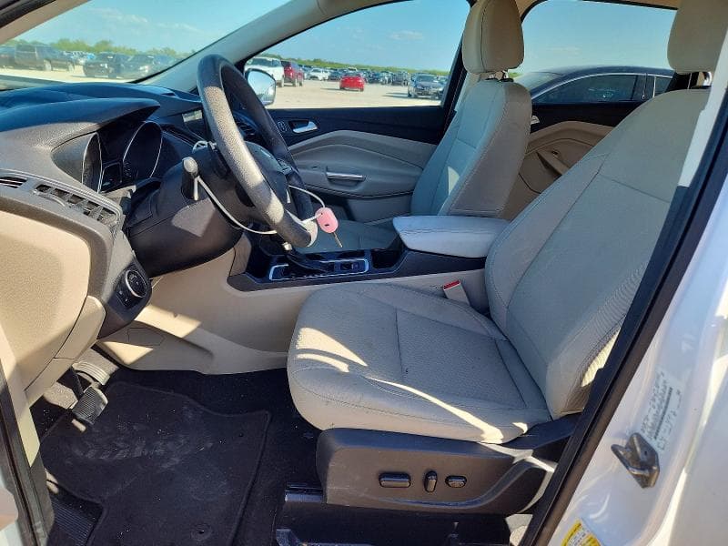 2017 FORD ESCAPE SE 7