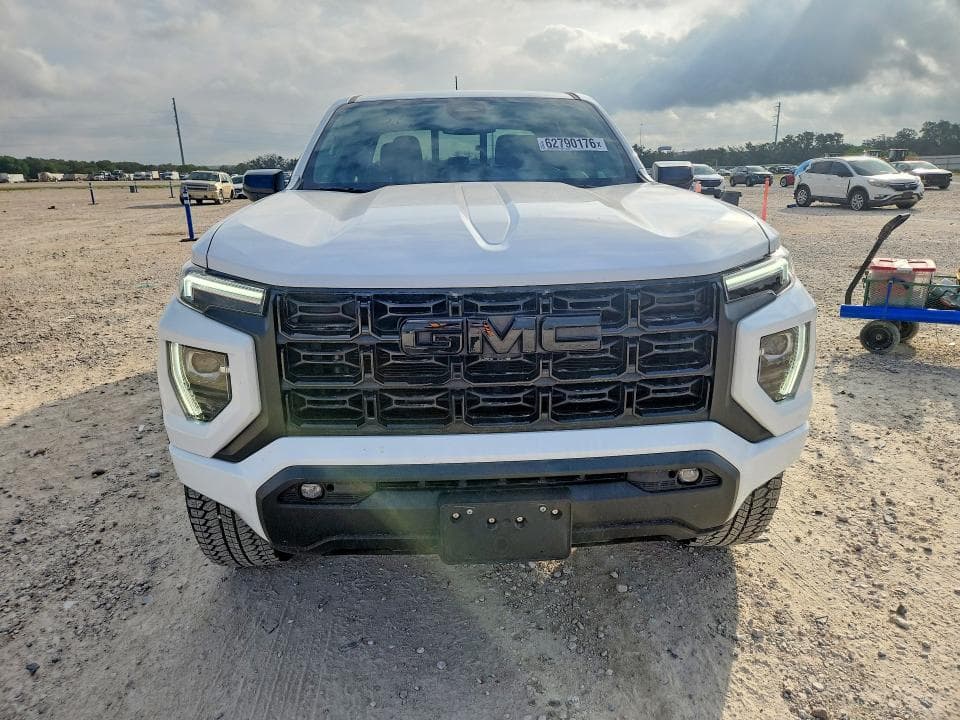 2025 GMC CANYON ELEVATION 5