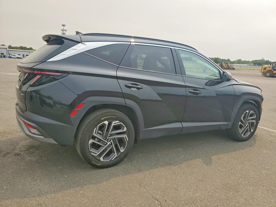 2025 HYUNDAI TUCSON LIMITED 3
