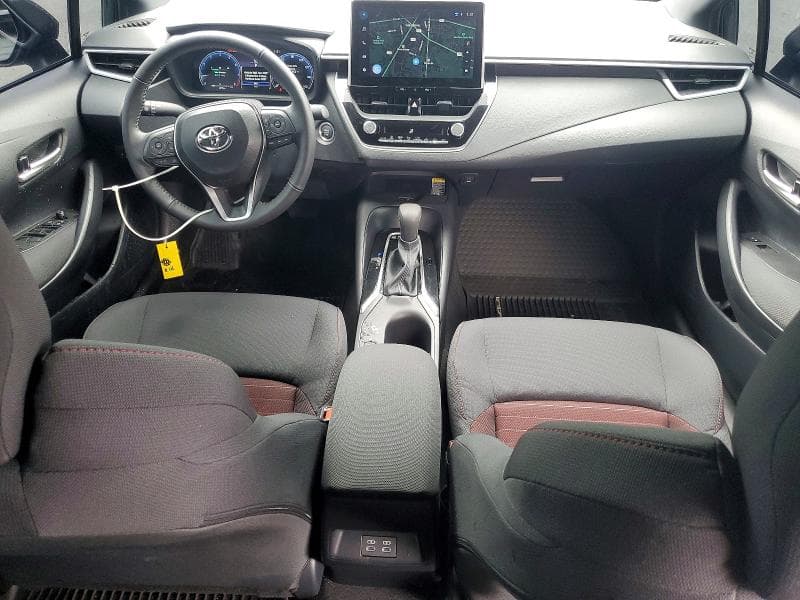 2026 TOYOTA COROLLA SE 8
