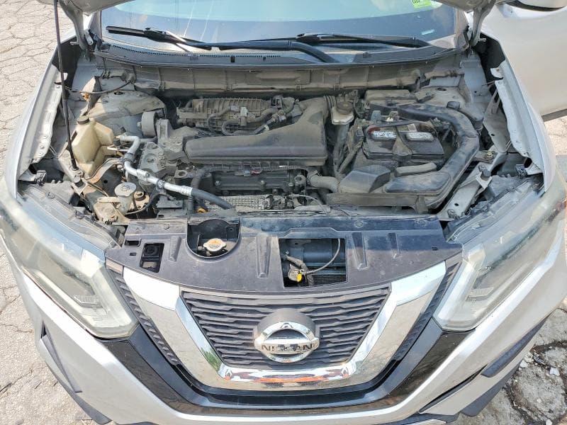 2017 NISSAN ROGUE SV 12