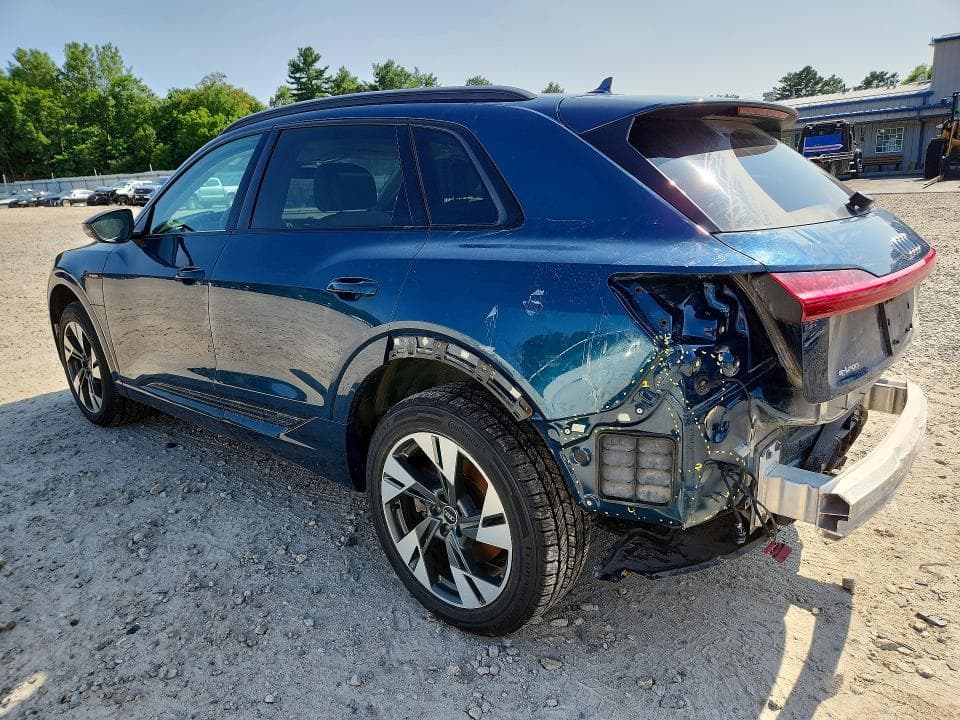 2021 AUDI E-TRON PREMIUM 2