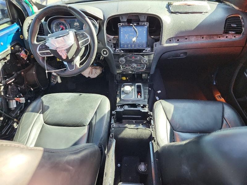 2017 CHRYSLER 300 LIMITED 8