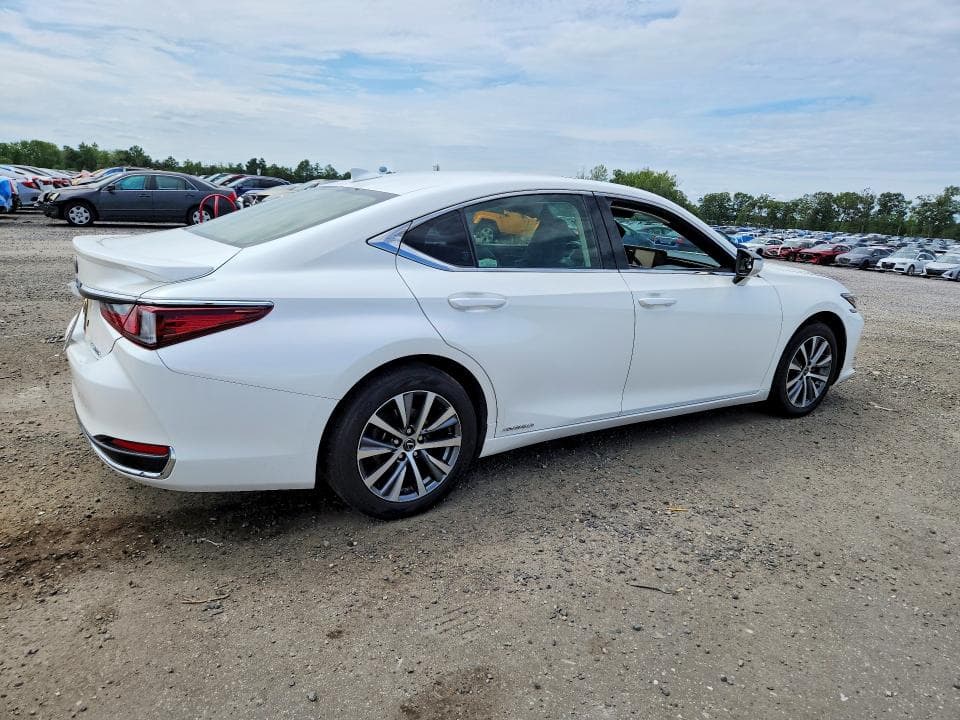 2019 LEXUS ES 300H 3