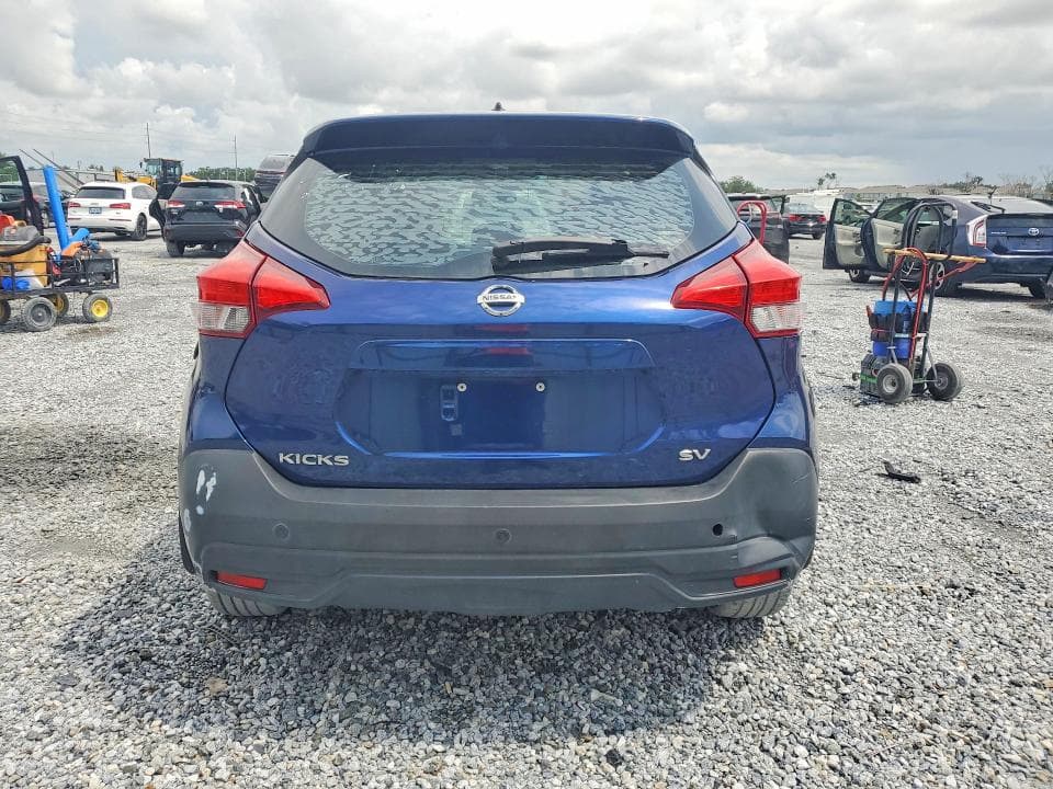 2018 NISSAN KICKS SV 6