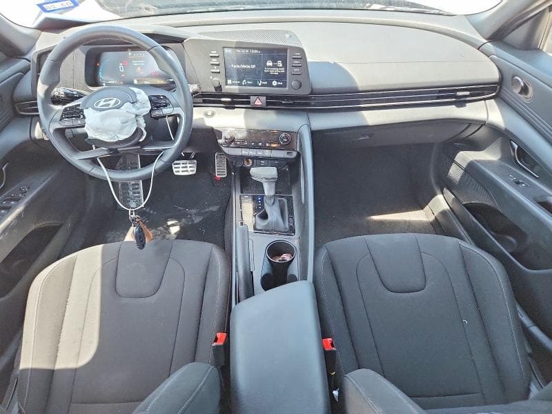 2026 HYUNDAI ELANTRA 8