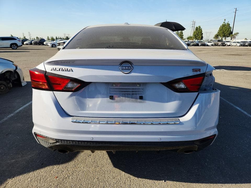 2023 NISSAN ALTIMA SR 6