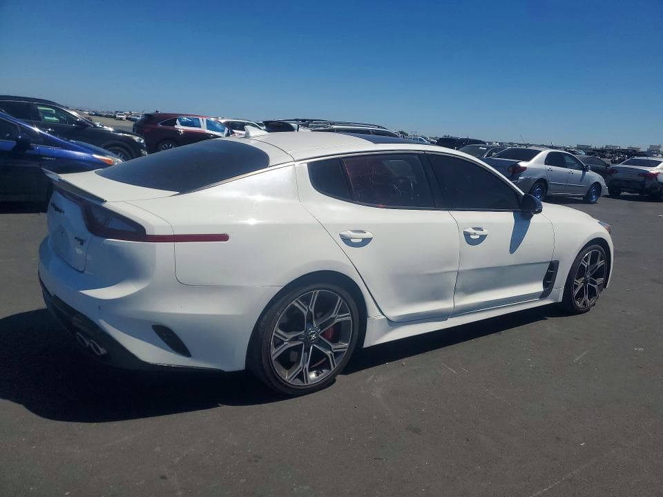 2021 KIA STINGER GT2 3