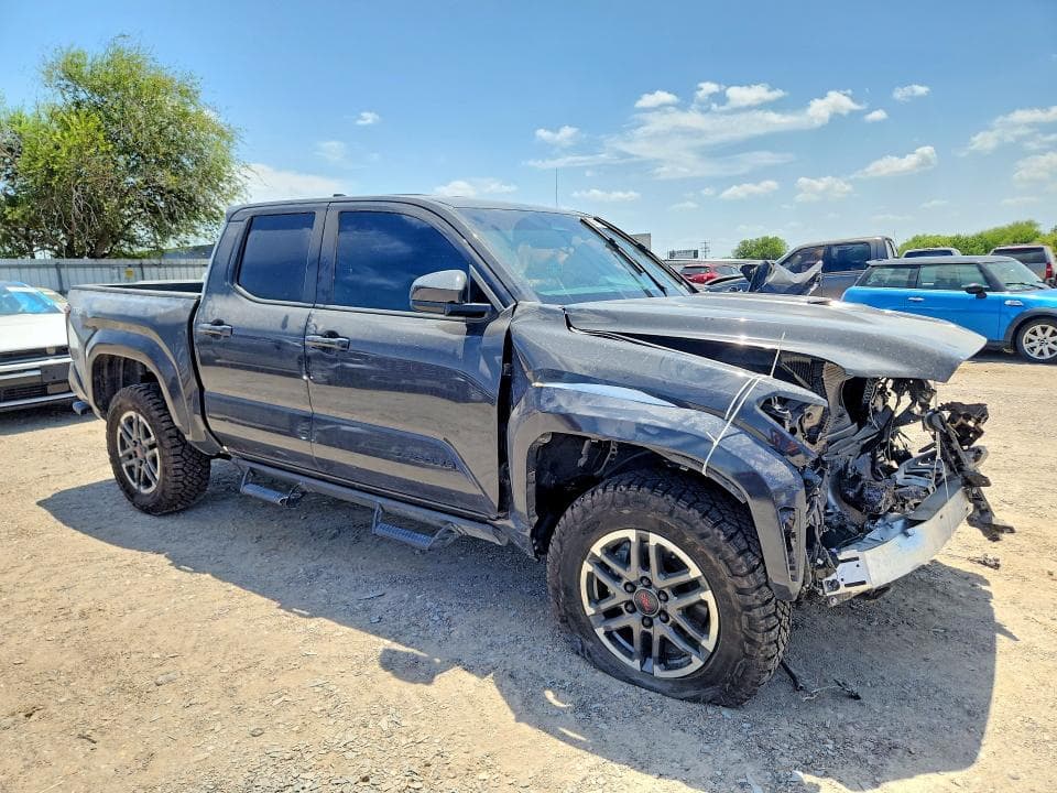2026 TOYOTA TACOMA TRD SPORT 4