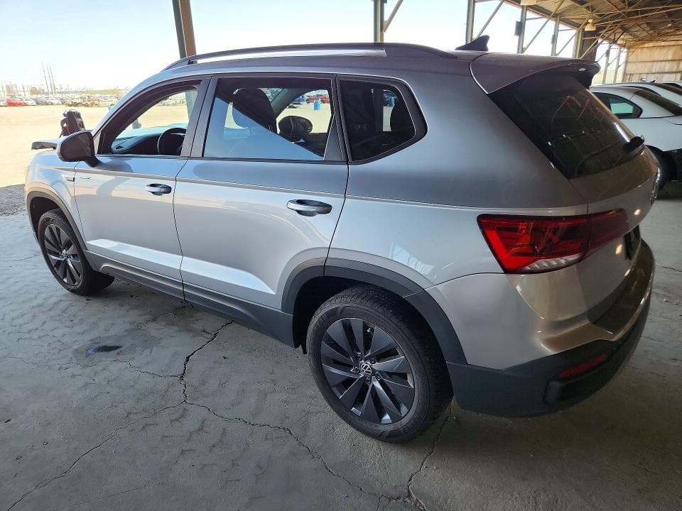 2023 VOLKSWAGEN TAOS S 2