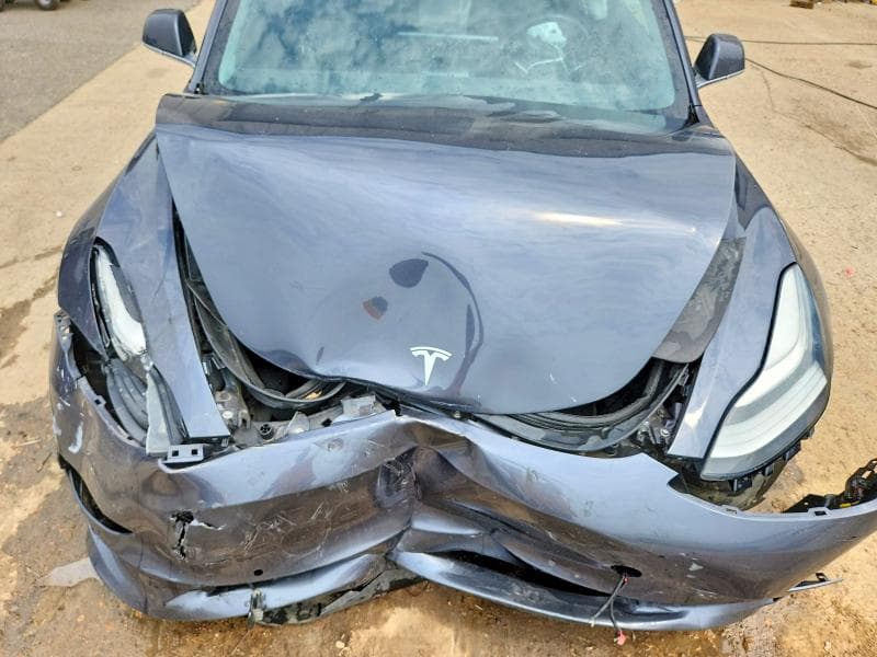 2018 TESLA MODEL 3 11