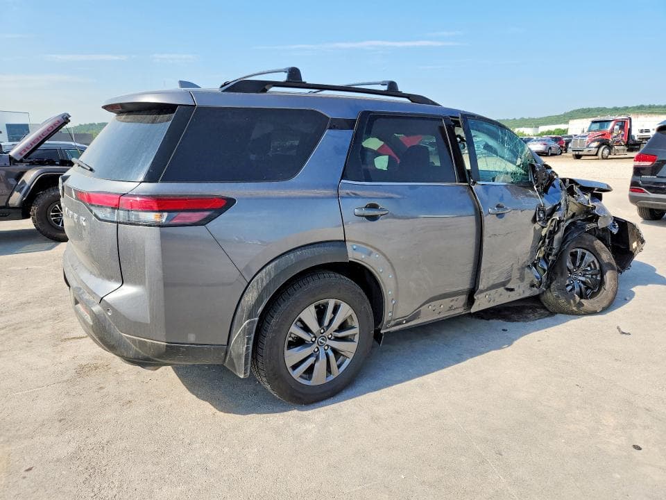 2025 NISSAN PATHFINDER SV 3