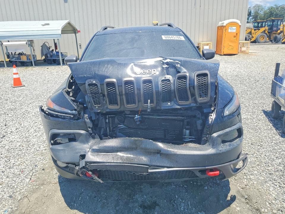 2017 JEEP CHEROKEE TRAILHAWK 5